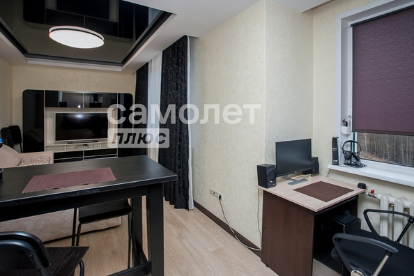 
   Продам 2-комнатную, 43 м², Кедровый б-р, 2

. Фото 10.