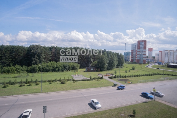 
  Продается 3-комн. квартира, 62.4 м², Серебряный бор ул, д. 11
. Фото 2.