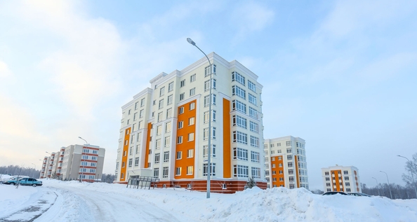 
   Продам 4-комнатную, 84 м², Осенний б-р, 15/1

. Фото 2.