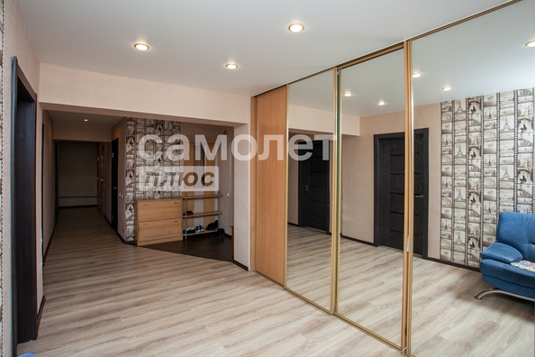 
   Продам 4-комнатную, 126.1 м², Свободы ул, 6

. Фото 24.