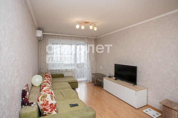 
   Продам 1-комнатную, 33.4 м², Строителей б-р, 5

. Фото 4.