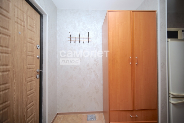 
   Продам 1-комнатную, 23 м², Строителей б-р, 52

. Фото 11.