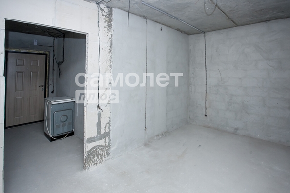 
   Продам 2-комнатную, 50.8 м², Строителей б-р, 69а

. Фото 5.