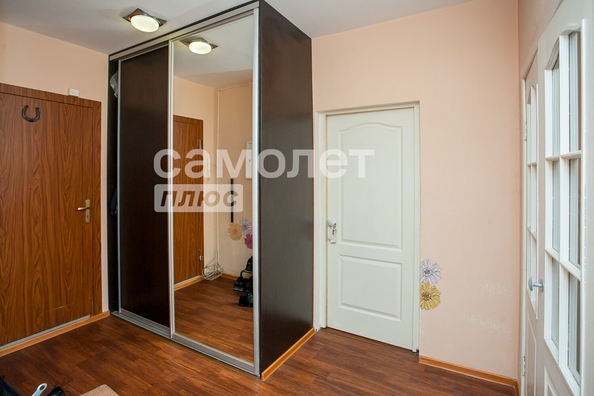 
   Продам 3-комнатную, 77.9 м², Юрия Двужильного ул, 32б

. Фото 6.