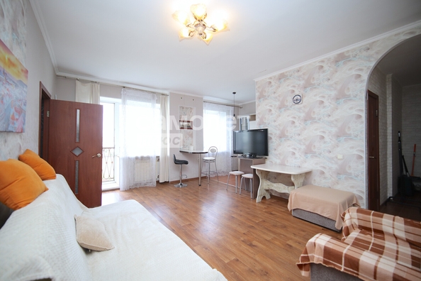 
  Продается 2-комн. квартира, 43.3 м², Дзержинского ул, д. 8
. Фото 1.