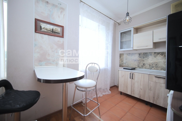 
  Продается 2-комн. квартира, 43.3 м², Дзержинского ул, д. 8
. Фото 8.