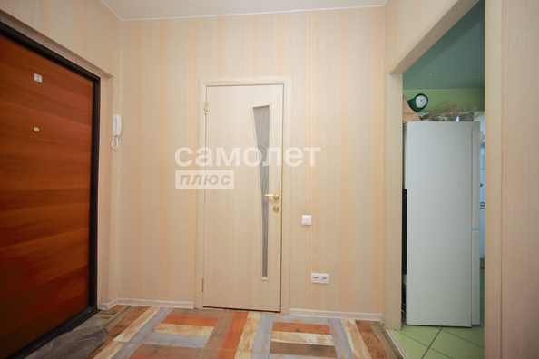 
   Продам 1-комнатную, 32.4 м², Строителей б-р, 59/1

. Фото 13.