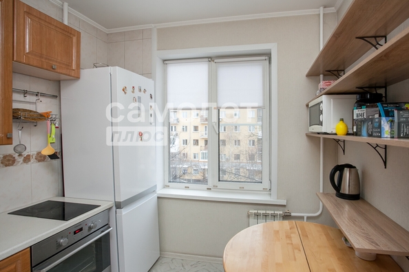 
   Продам 2-комнатную, 43.7 м², 50 лет Октября ул, 6

. Фото 2.