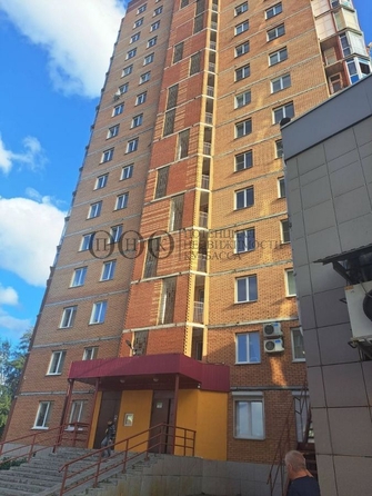 
   Продам 1-комнатную, 40.6 м², Дружбы ул, 3

. Фото 2.