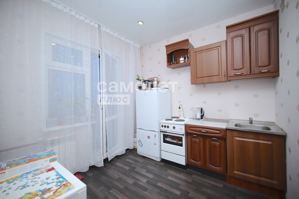 
   Продам 1-комнатную, 32.4 м², Строителей б-р, 57/2

. Фото 4.