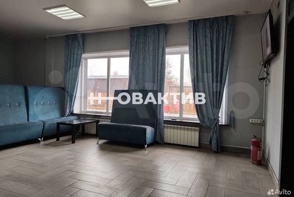 
   Продам помещение свободного назначения, 331 м², Авиаторов  пр-кт, 17А

. Фото 5.