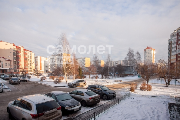 
   Продам 2-комнатную, 51.1 м², Комсомольский пр-кт, 49Г

. Фото 2.