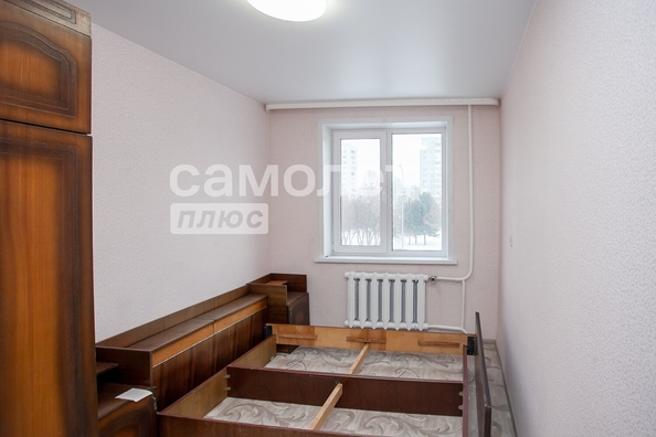 
   Продам 3-комнатную, 61.5 м², Строителей б-р, 7

. Фото 12.