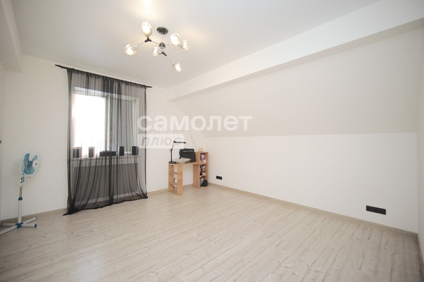 
   Продам коттедж, 300 м², Кемерово

. Фото 7.