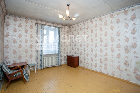 
   Продам 2-комнатную, 59.3 м², 50 лет Октября ул, 15

. Фото 1.