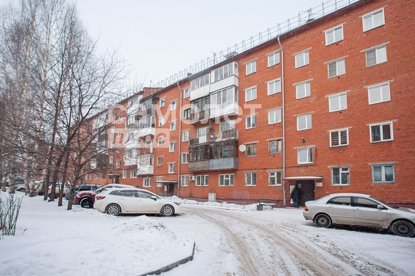 
   Продам 1-комнатную, 29.9 м², Сибиряков-Гвардейцев ул, 20

. Фото 21.