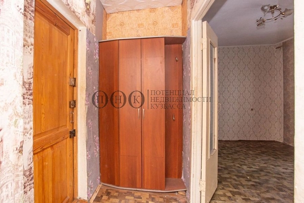 
   Продам 1-комнатную, 28.9 м², Инициативная ул, 103а

. Фото 9.