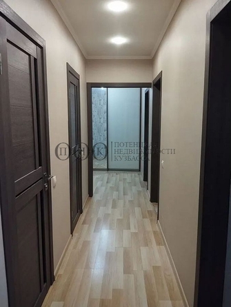 
   Продам 3-комнатную, 81.9 м², Авроры ул, 10

. Фото 5.