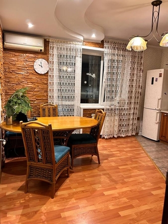 
   Продам 3-комнатную, 89.2 м², Курако  пр-кт, 17а

. Фото 8.