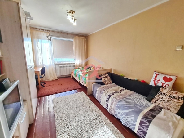 
   Продам 2-комнатную, 45 м², Октябрьский пр-кт, 23б

. Фото 3.