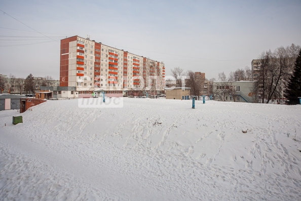 
   Продам 2-комнатную, 44.3 м², Строителей б-р, 46б

. Фото 24.