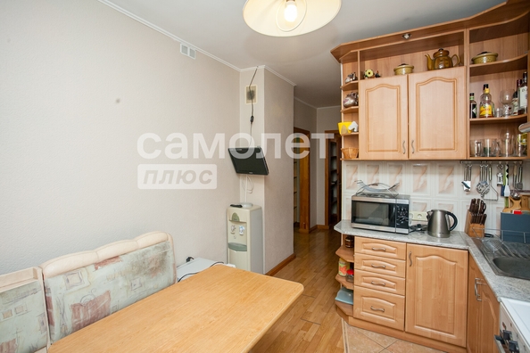 
   Продам 4-комнатную, 86.2 м², Свободы ул, 19А

. Фото 2.