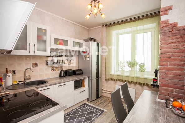 
   Продам 3-комнатную, 72.6 м², Дружбы ул, 3Б

. Фото 4.