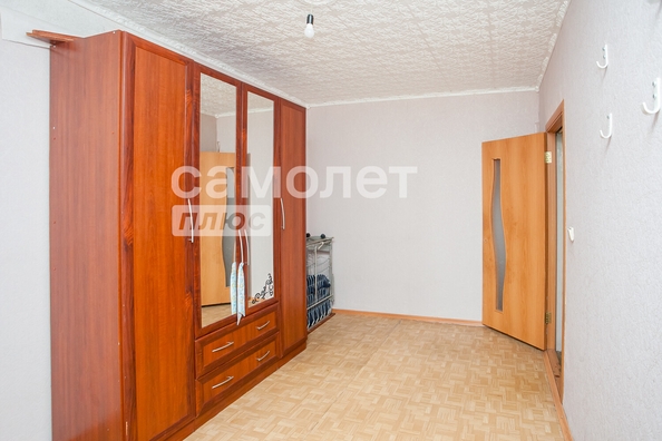 
   Продам 2-комнатную, 52.2 м², Молодежный б-р, 10

. Фото 8.