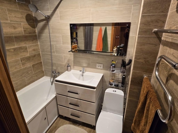 
  Продается 3-комн. квартира, 60 м², Запорожская  ул, д. 9
. Фото 5.