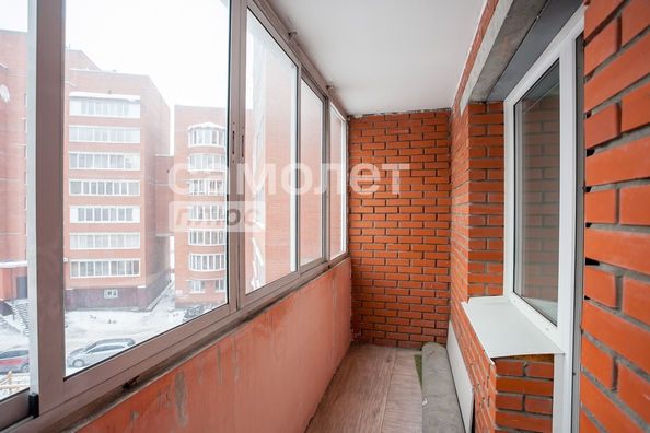 
   Продам 1-комнатную, 36.8 м², Веры Волошиной ул, 41

. Фото 19.