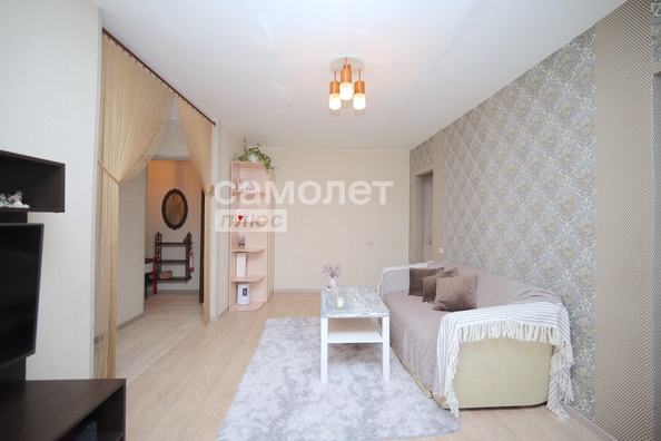 
   Продам 2-комнатную, 42.7 м², Леонова ул, 6

. Фото 3.