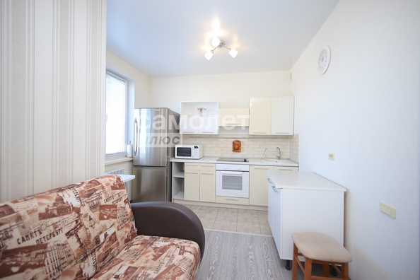 
  Продается 2-комн. квартира, 42.5 м², Кедровый б-р, д. 2
. Фото 7.