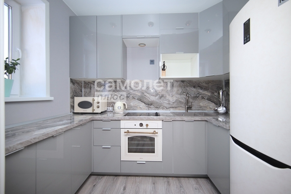 
  Продается коттедж, 298 м², Кемерово
. Фото 4.
