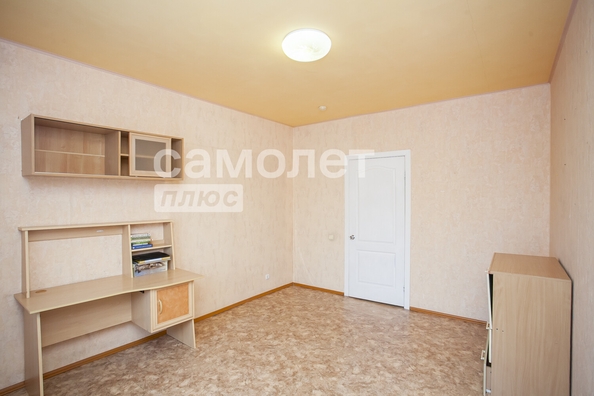 
  Продается 2-комн. квартира, 72 м², Веры Волошиной ул, д. 41А
. Фото 8.