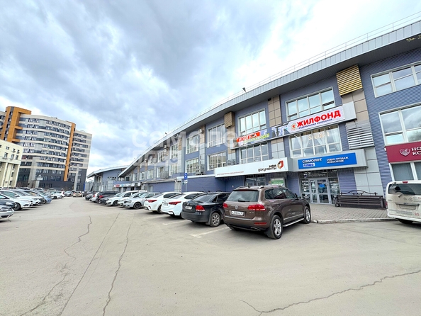 
  Сдается офис, 150 м², Пионерский б-р, д. 3
. Фото 1.