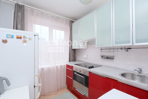 
  Продается 2-комн. квартира, 49.5 м², Строителей б-р, д. 42Б
. Фото 1.