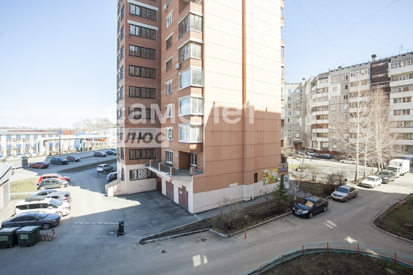 
   Продам 3-комнатную, 68.4 м², Свободы ул, 13

. Фото 26.