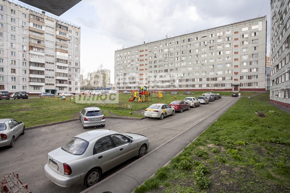 
   Продам 1-комнатную, 30.3 м², Строителей б-р, 56/2

. Фото 18.