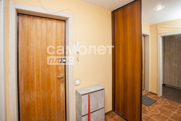 
   Продам 1-комнатную, 30 м², Строителей б-р, 28а

. Фото 14.
