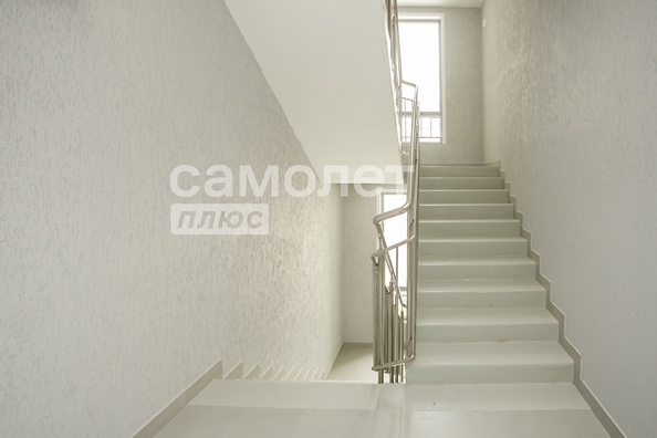 
   Продам 4-комнатную, 75.7 м², Дружбы ул, 28/2

. Фото 17.