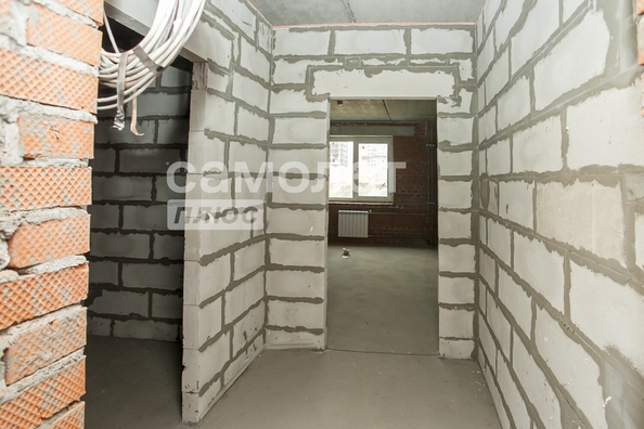 
   Продам 1-комнатную, 27.1 м², Строителей б-р, 73а

. Фото 2.