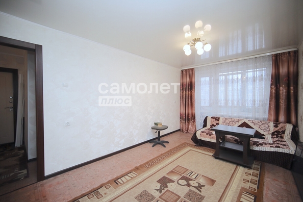 
  Продается 2-комн. квартира, 46 м², Строителей б-р, д. 16
. Фото 1.