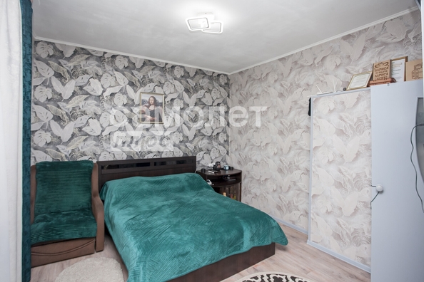 
   Продам 2-комнатную, 49.7 м², Назарова ул, 4

. Фото 2.