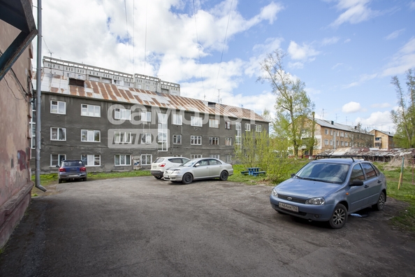 
   Продам 2-комнатную, 49.7 м², Назарова ул, 4

. Фото 25.