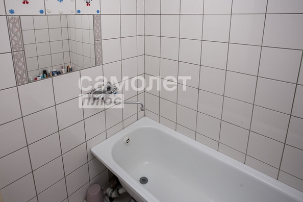 
   Продам 3-комнатную, 65.2 м², Космическая ул, 4/1

. Фото 15.