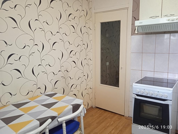 
   Продам 3-комнатную, 65 м², Вокзальная  ул, 25

. Фото 4.