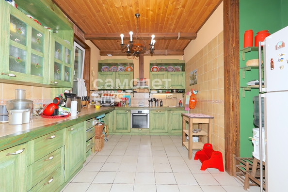 
   Продам коттедж, 357.5 м², Кемерово

. Фото 8.