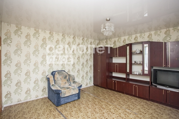 
  Продается 3-комн. квартира, 61.2 м², Шахтеров пр-кт, д. 85
. Фото 3.