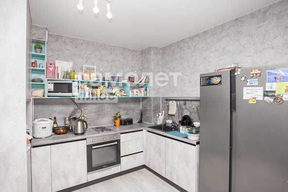 
   Продам 2-комнатную, 50 м², Строителей б-р, 71

. Фото 12.