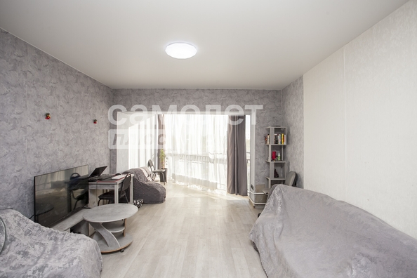 
  Продается 2-комн. квартира, 50 м², Строителей б-р, д. 71
. Фото 4.